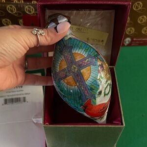 Neqwa Holiday Ornament - Cross and Cardinal Design